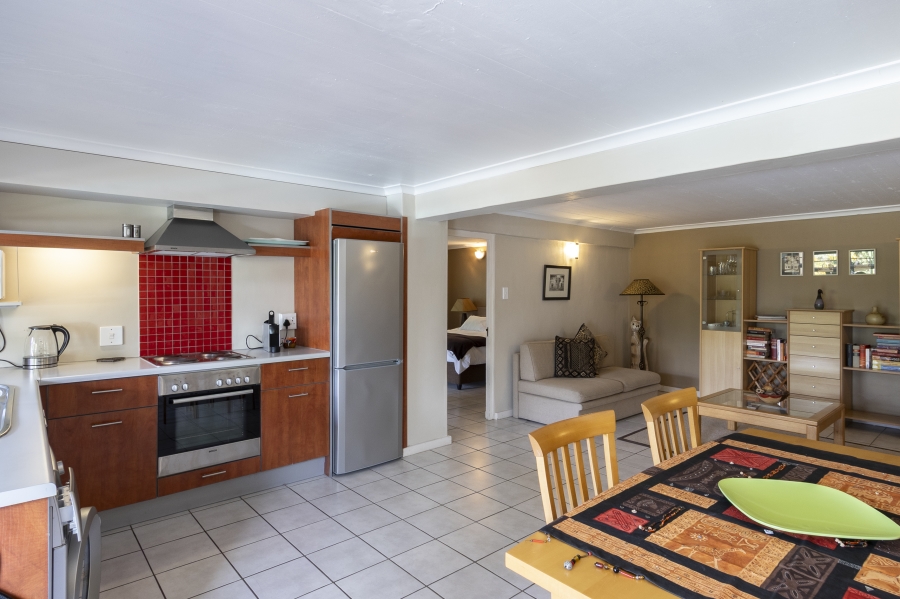 6 Bedroom Property for Sale in Roundhay Western Cape